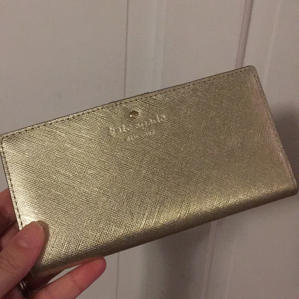 Kate Spade NWOT Gold Stacy wallet